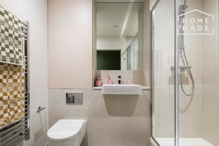 3 bedroom flat to rent - Photo 5