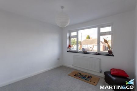 2 bedroom semi-detached bungalow to rent - Photo 5