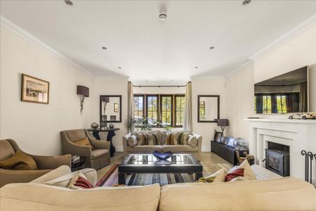 6 bedroom detached house to rent - Photo 5