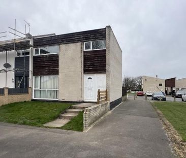 3 bedroom semi-detached house to rent - Photo 6