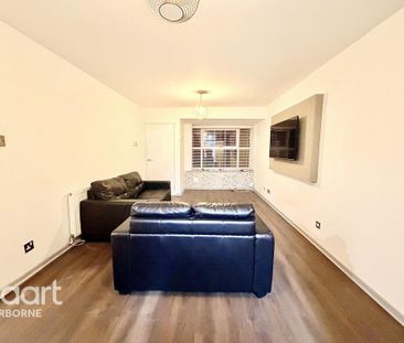 2 bedroom maisonette to rent - Photo 4