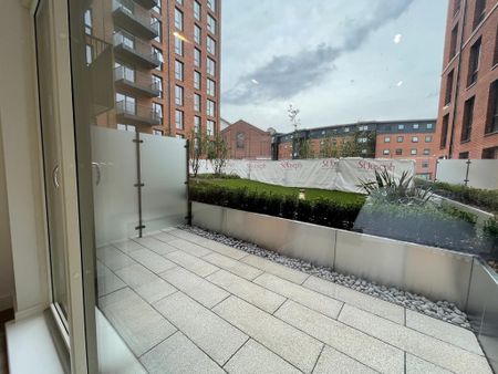 2 bedroom apartment to rent - Photo 2