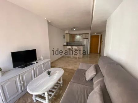 Alquiler de piso en Calle los Girasoles - Photo 4