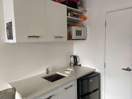 4/5 RM D Edgecumbe Street - Photo 2