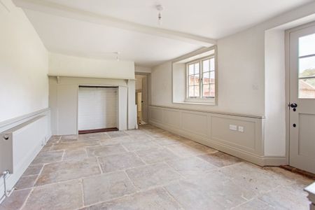 5 bedroom detached house to rent - Photo 5
