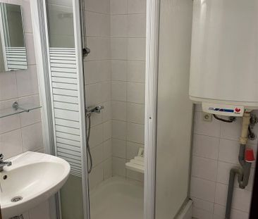 gelijkvloers flat met klein terras aan voorkant. - Foto 5