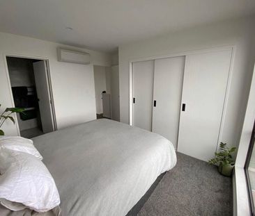 Beautiful Modern Townhouse with Great Location - Photo 3