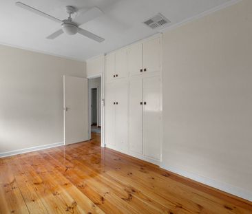 Amazing Location - Beautifully Presented! - Photo 5