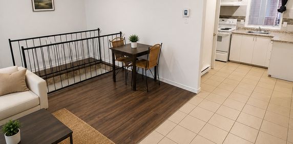 Magnifique 4 1/2 Sur 2 étages - Photo 2