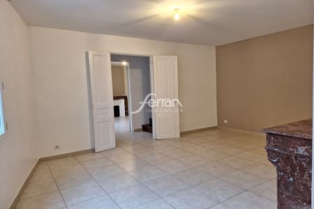 Location Maison 4 pièces 130m² DRAGUIGNAN 83300 - Photo 2