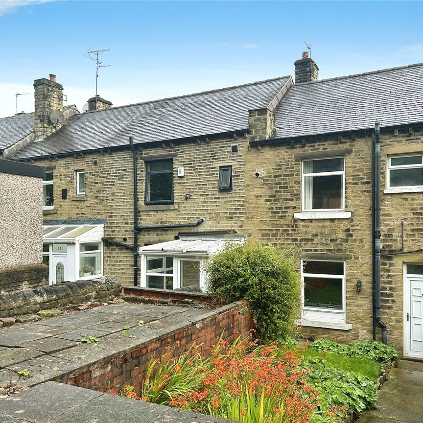 Orchard Terrace, Newsome, Huddersfield - Photo 1