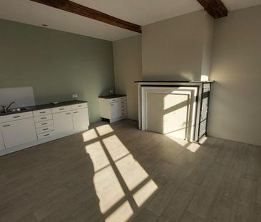 APPARTEMENT A LOUER LIBRE AU 1ER MAI 2019 SOLRE LE CHATEAU PLACE VE... - Photo 1