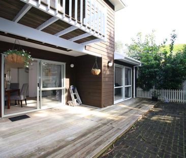 4B Cracroft Street, Devonport - Photo 2