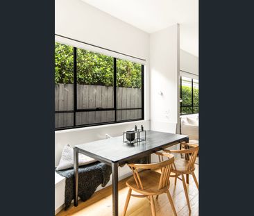 Stylish inner-north living in a beautifully renovated Clifton Hill ... - Photo 3