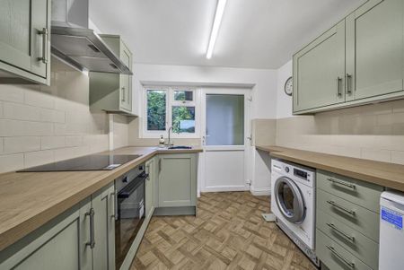 2 bedroom bungalow to rent - Photo 3