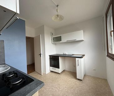 Location Appartement 3 pièces 64m² - Photo 4