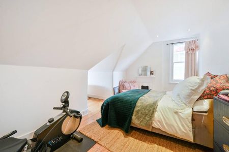 5 bedroom semi-detached house to rent - Photo 5