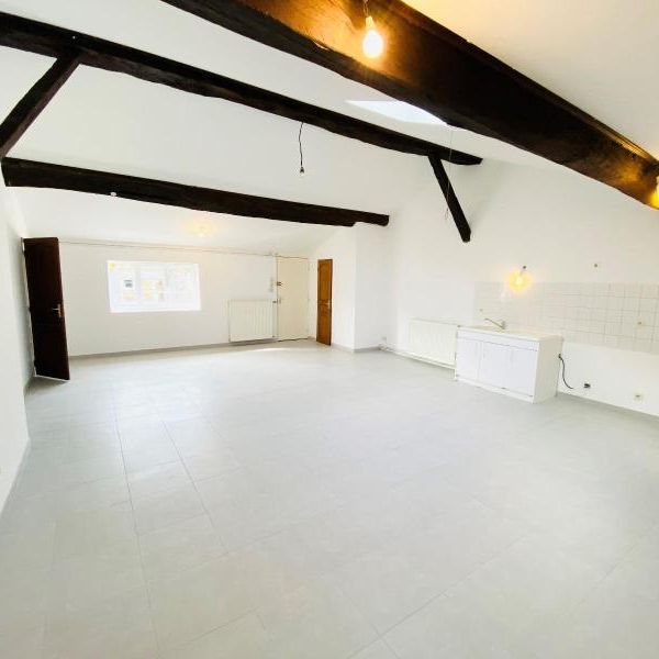 Location Appartement 3 pièces 93m² MACON 71000 - Photo 1