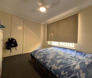 Easy care brick home - Photo 5