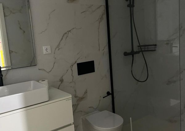 Apartamento T1 Novo com Vistas Panorâmicas - a 5 Minutos da Av. Dr. Lourenço Peixinho