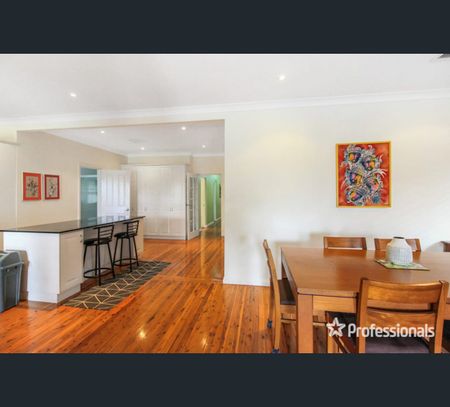 42 Grandview Avenue, Wagga Wagga, NSW 2650 - Photo 2
