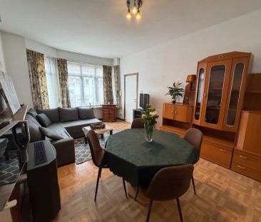 Gemeubeld appartement met één slaapkamer in een gebouw zonder lift. - Foto 2