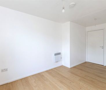 London Road, Isleworth, TW7 flat to rent - Photo 3