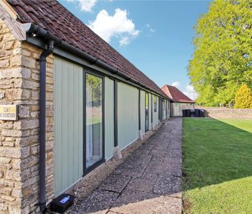 The Courtyard, Park Farm, - Photo 5