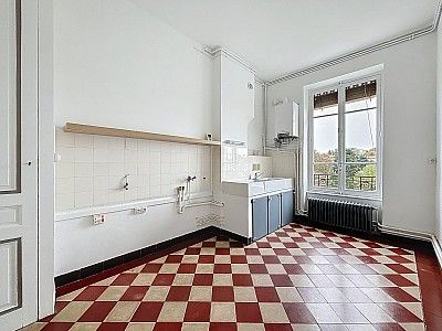 LYON 3 - T 3 - Photo 2