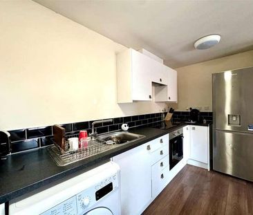 Modern One Bedroom Flat With Parking, Cleggs Court, Central Wantage... - Photo 6