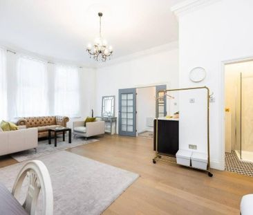 Studio Flat, Creston House, W8 - Photo 1