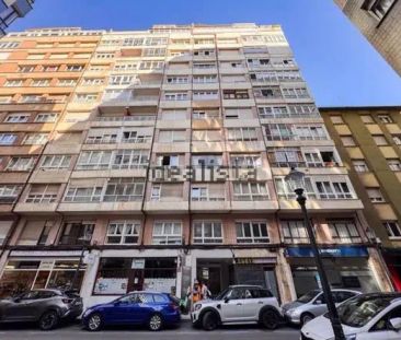 Alquiler de piso en Calle Premio Real, 18 - Photo 2