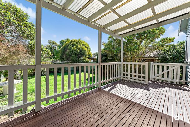 Family Home In Awesome Location - Photo 1