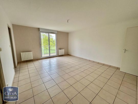 Location Appartement 3 pièces 63m² PARAY LE MONIAL 71600 - Photo 1