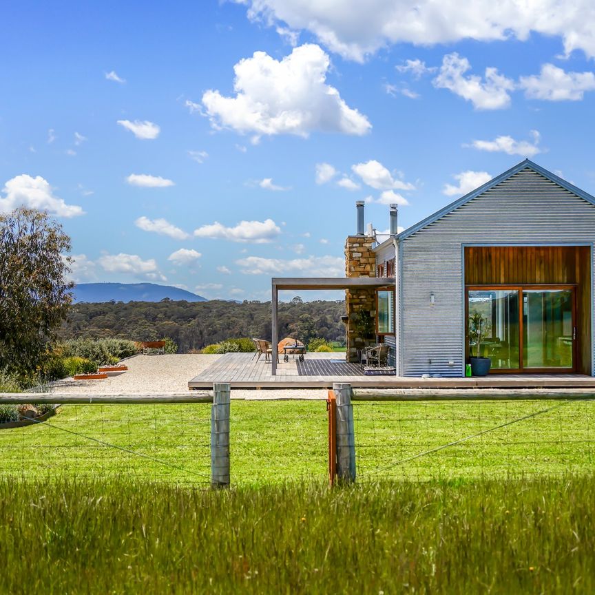 49 Chanters Lane, Trentham East - Photo 1