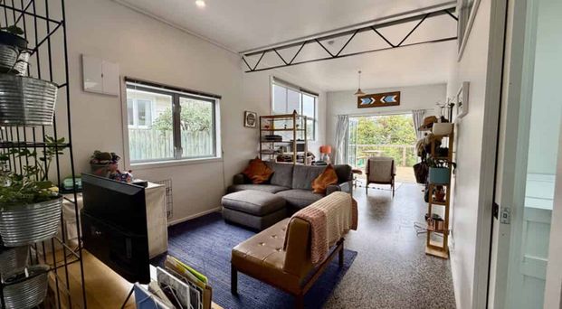 BRIGHTON GEM - Photo 1