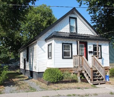 Queens University Student House - Photo 4