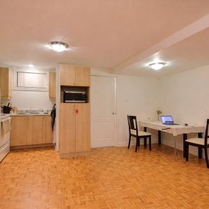 Studio Face Au Métro Laurier - Photo 2