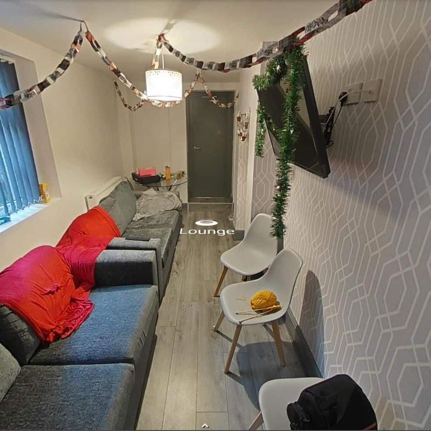 Room , Bowerham Road - Photo 1