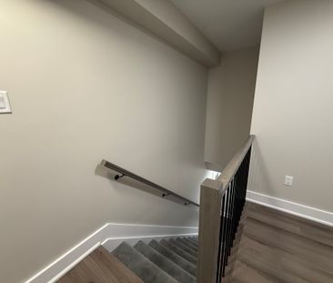 342 Fifth Avenue - Photo 6