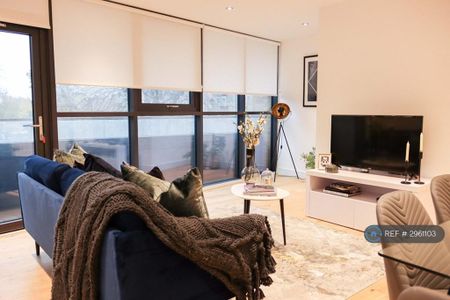 2 bedroom flat to rent - Photo 3