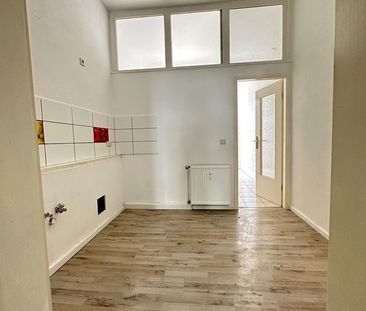 Renovierte 3 Raum Wohnung in Zwickau mit Balkon ab sofort zu vermieten - Photo 6