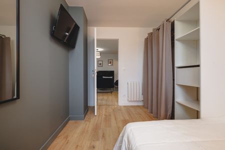 NANCEL PENARD Roommate 4 Bedrooms at Bordeaux - Pessac - Photo 4