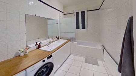 Spacieuse chambre meublée de 16 m² – Colocation rénovée de standing – Colombes - Photo 5