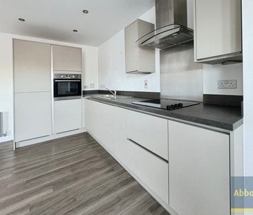 Langdon Hills, Basildon - Photo 2