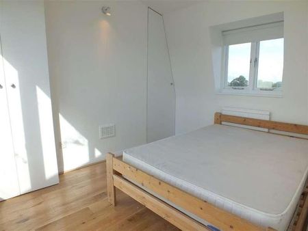 Southampton Road, London, NW5 - Photo 3