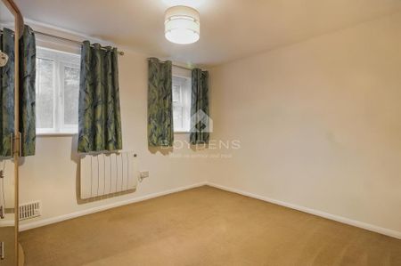 2 bedroom maisonette to rent - Photo 2