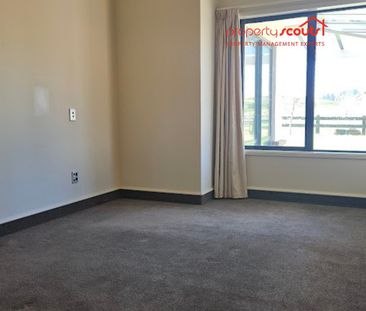 Executive family home, 4 or 5 bedroom, rural living, Ohau - Photo 3