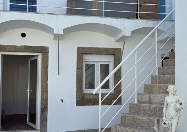 Apartamento T3 Duplex - Semi Mobilado e Equipado em Ílhavo