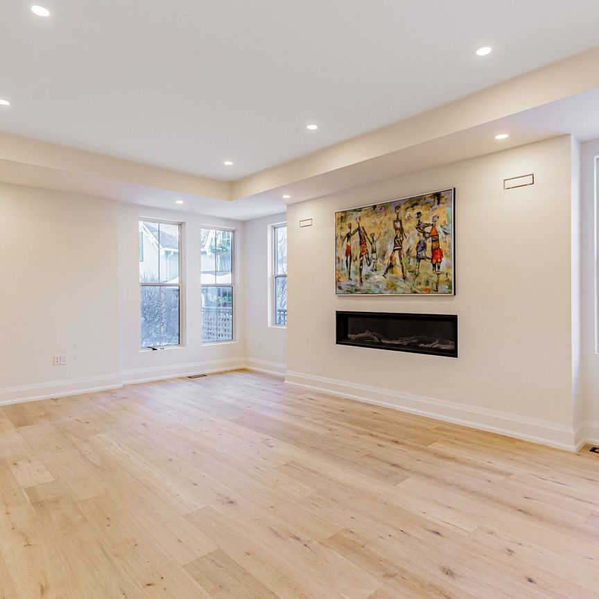 For Lease - 25 Victoria Avenue, Markham, Ontario - Photo 1